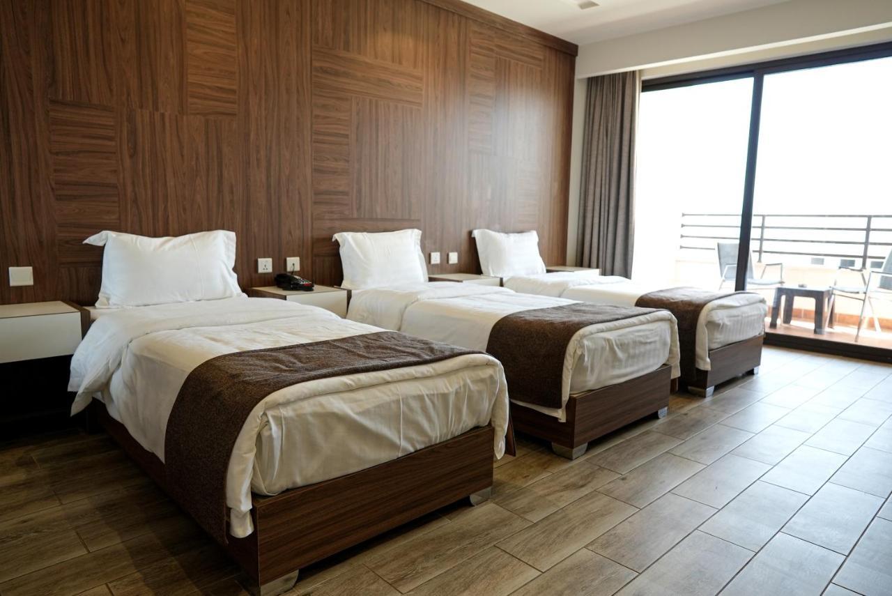 Luciana Hotel By Fhm Akaba Kültér fotó